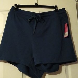 Shorts 🩳 Yoga -Lic- ious